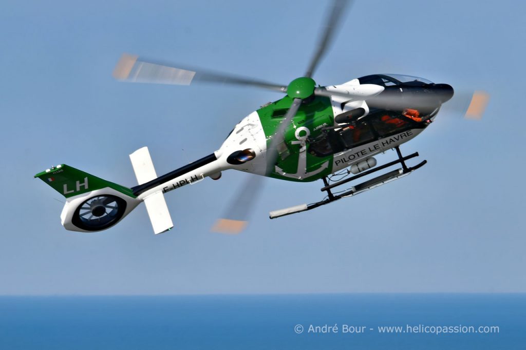 Hélicoptère H135 Le Havre © Photo André Bour – HELICOPASSION Hélicoptère H135 Le Havre © Photo André Bour – HELICOPASSION